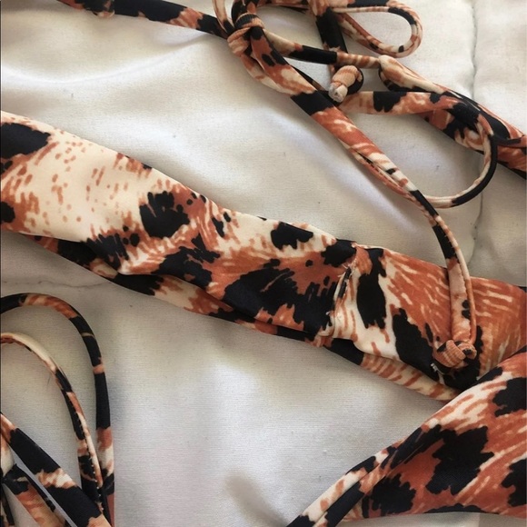 Leopard Print Bikini - Picture 5 of 8